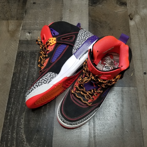 Jordan spizike gs tasmanian devil - Picture 5 of 7